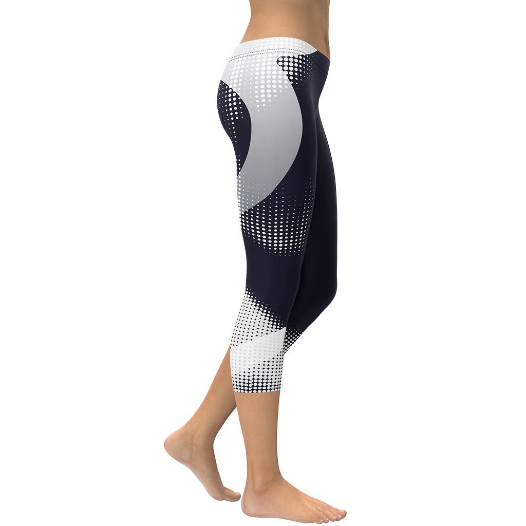 Gray Geometric Heart Capris