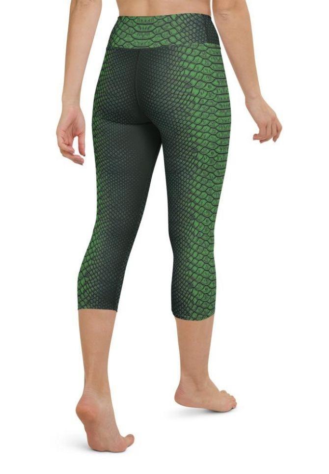 Green Crocodile Pattern Yoga Capris