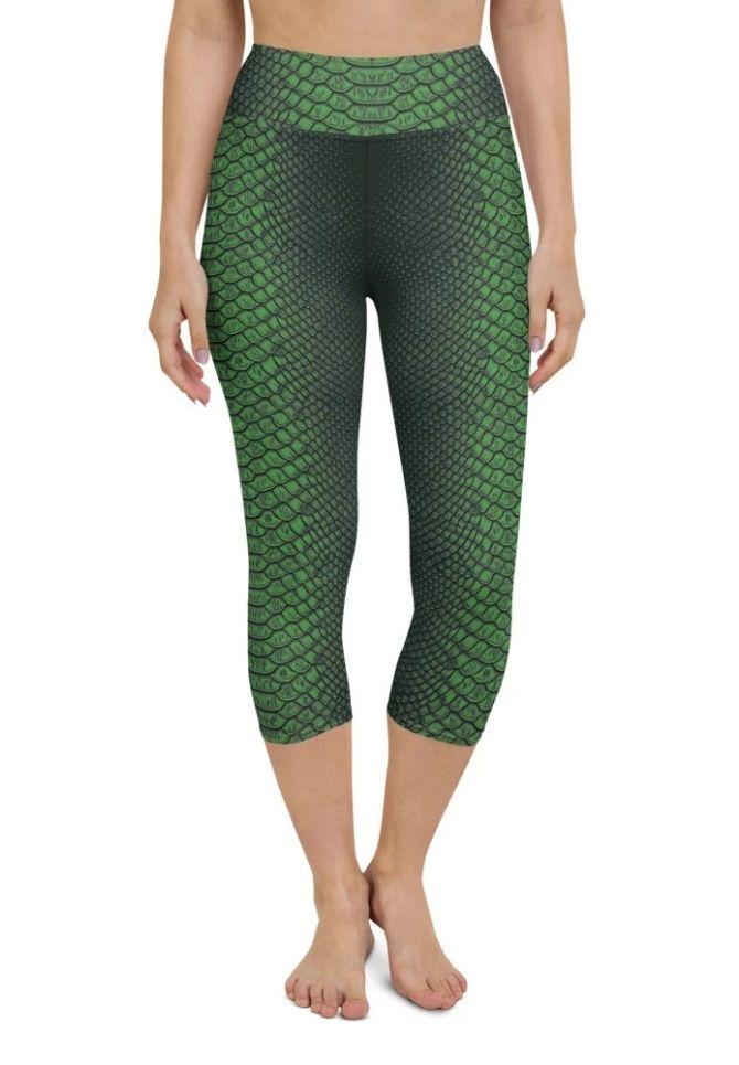 Green Crocodile Pattern Yoga Capris