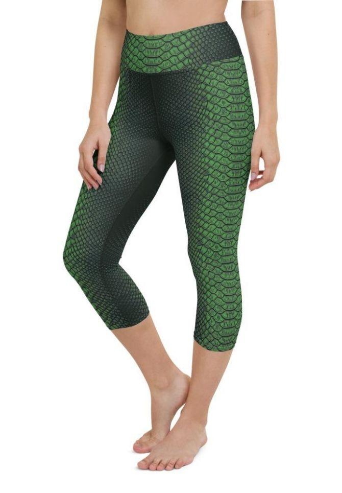 Green Crocodile Pattern Yoga Capris