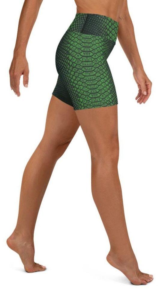 Green Crocodile Pattern Yoga Shorts
