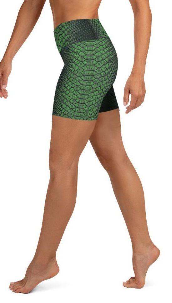 Green Crocodile Pattern Yoga Shorts