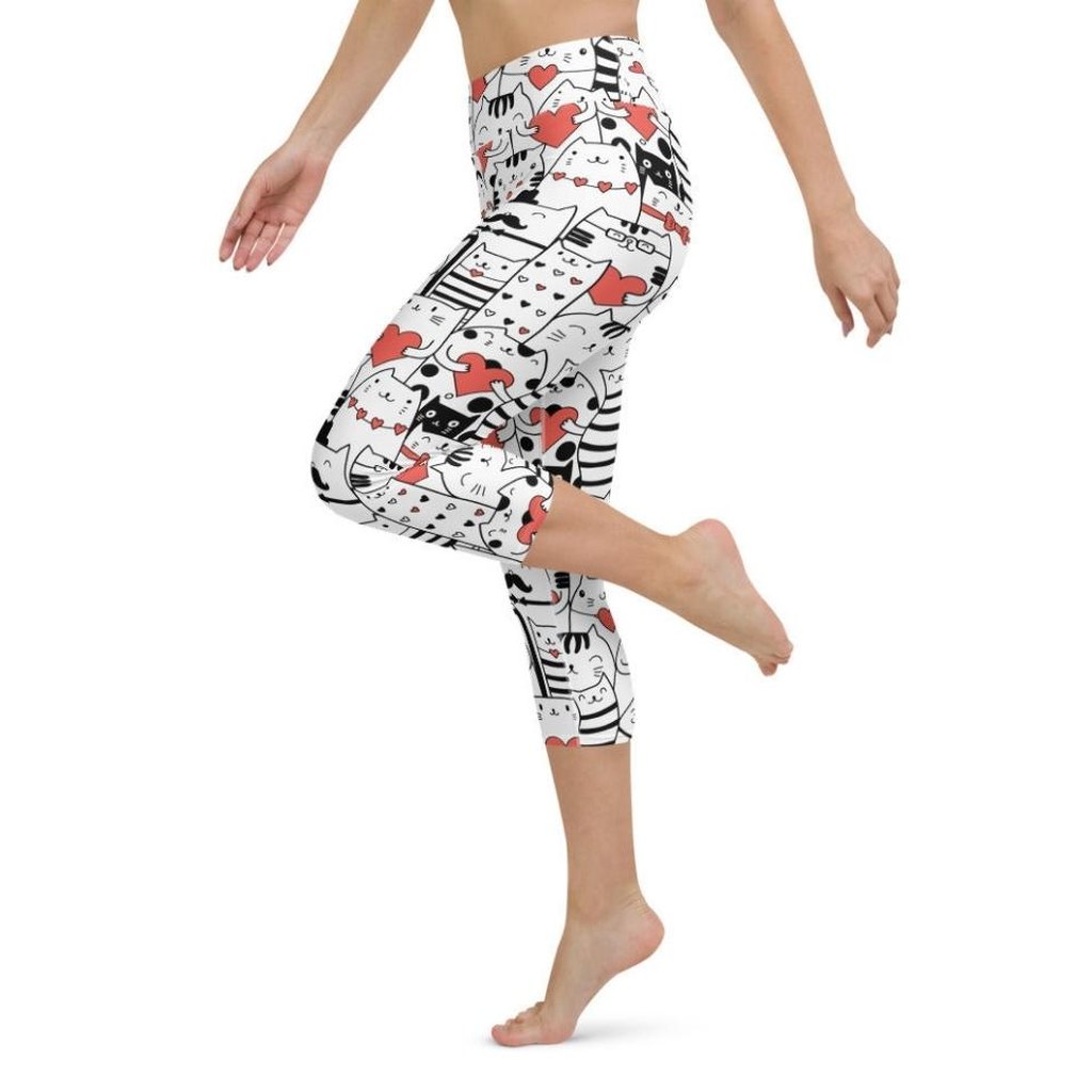 Kitties in Love Yoga Capris