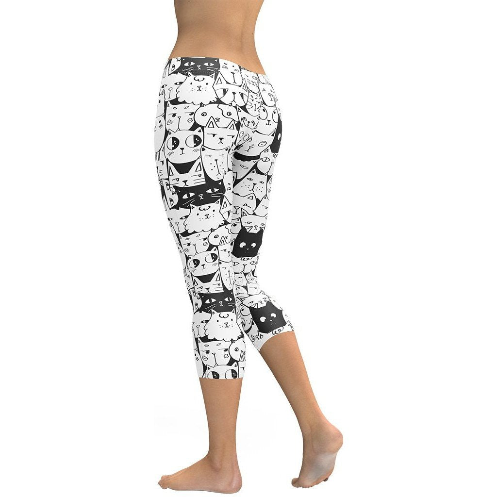 Kitty Pattern Capris