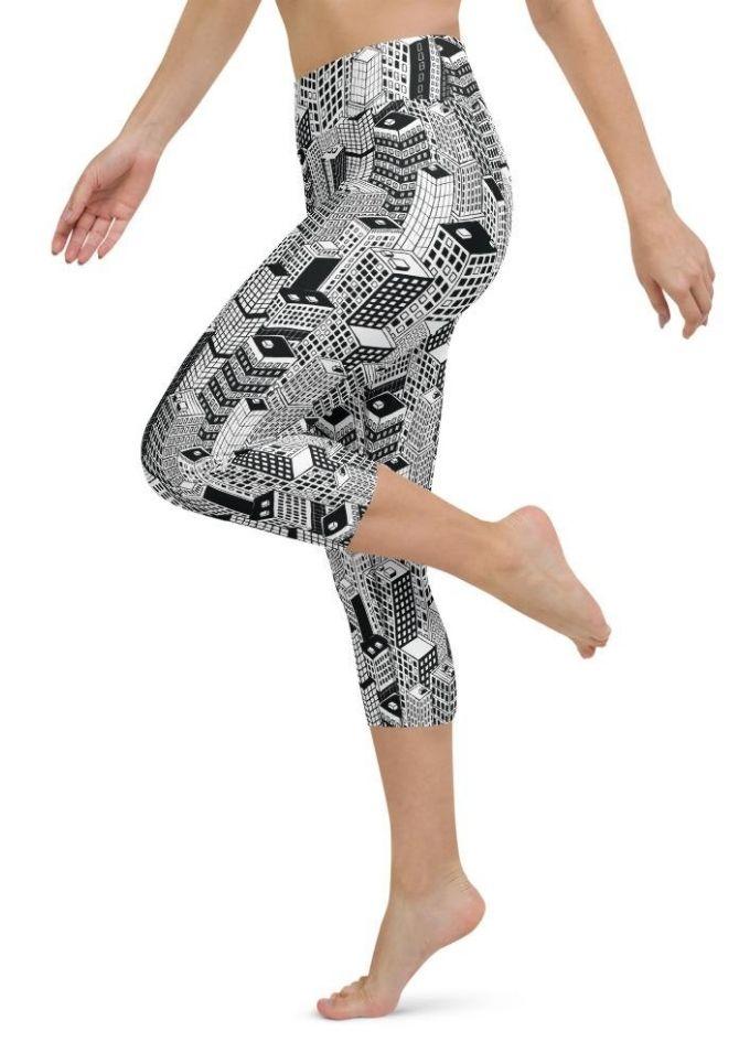 Manhattan View Yoga Capris