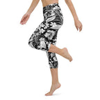 Monochrome Floral Yoga Capris