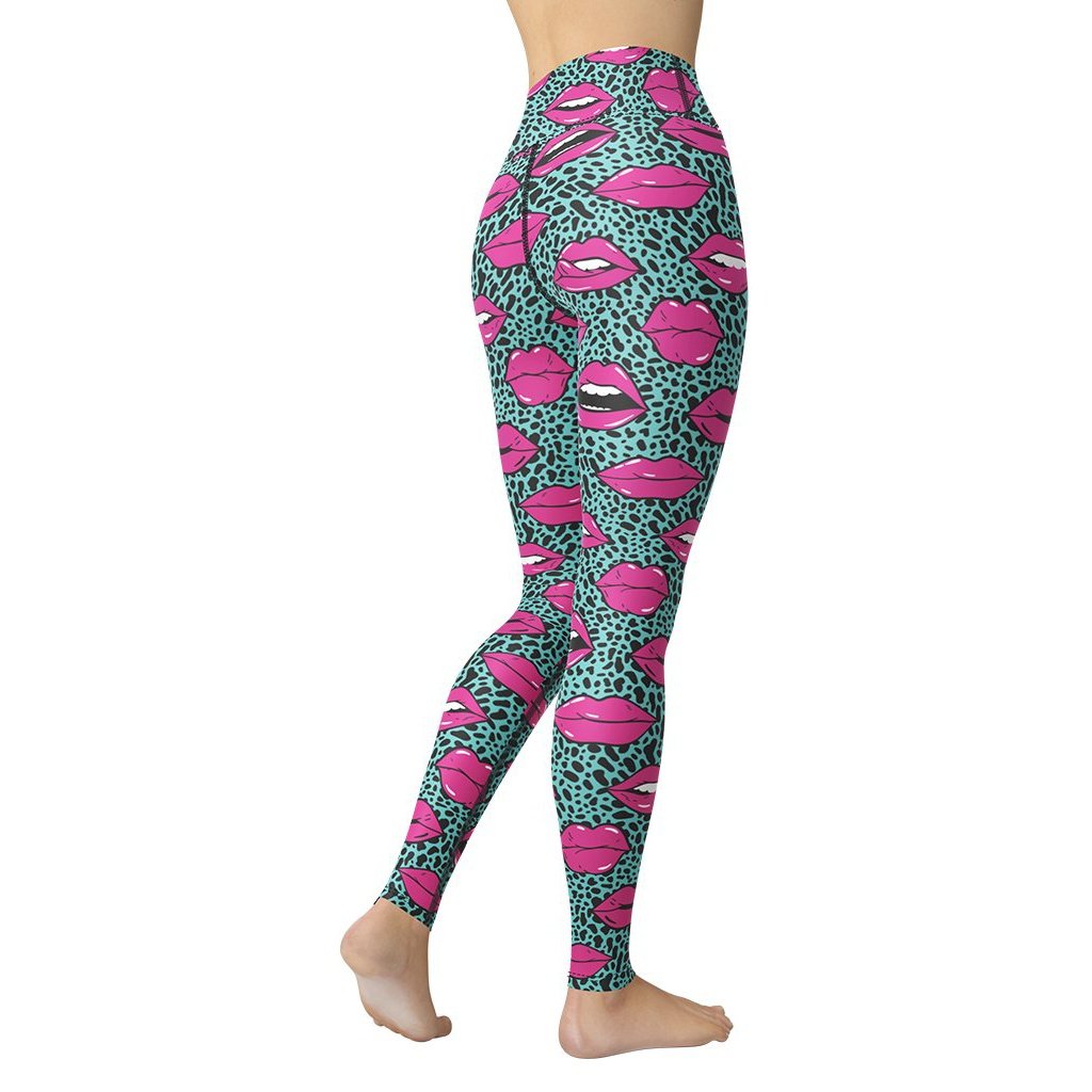 Pop Art Lips Yoga Leggings