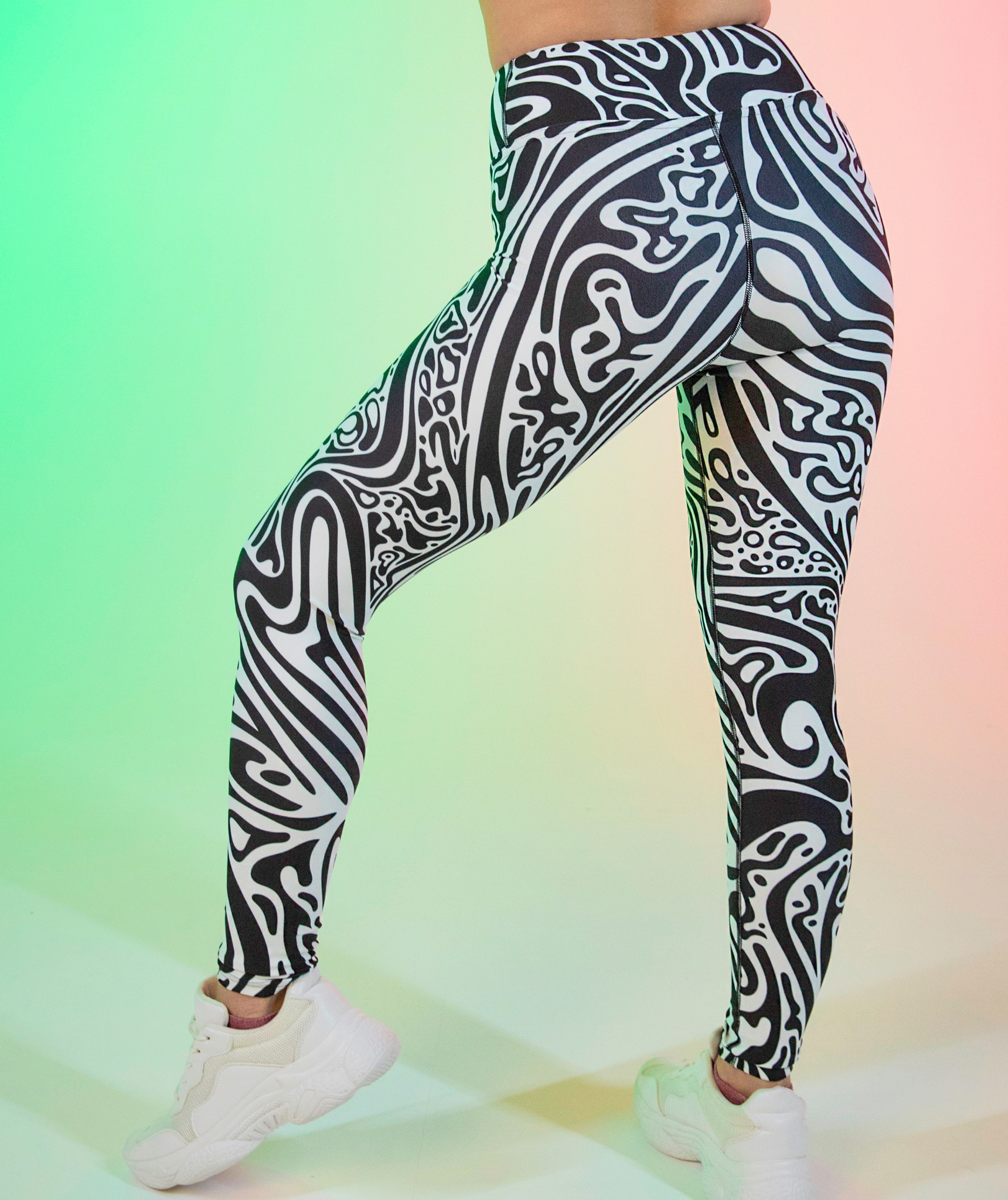 Psychedelic Black & White Yoga Leggings