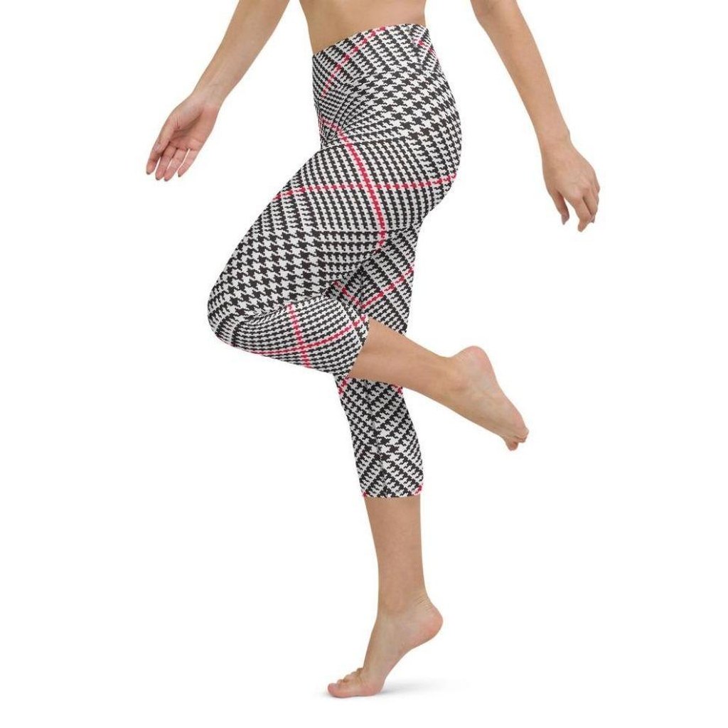 Red Houndstooth Plaid Yoga Capris