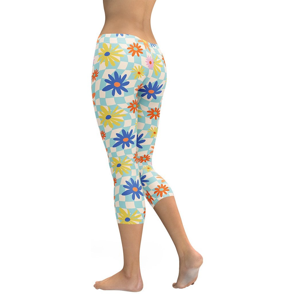 Retro Daisy Capris