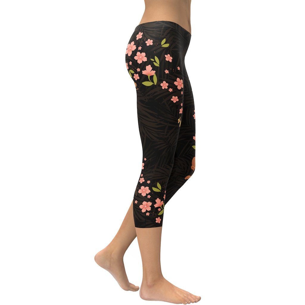 Snakes & Flowers Capris